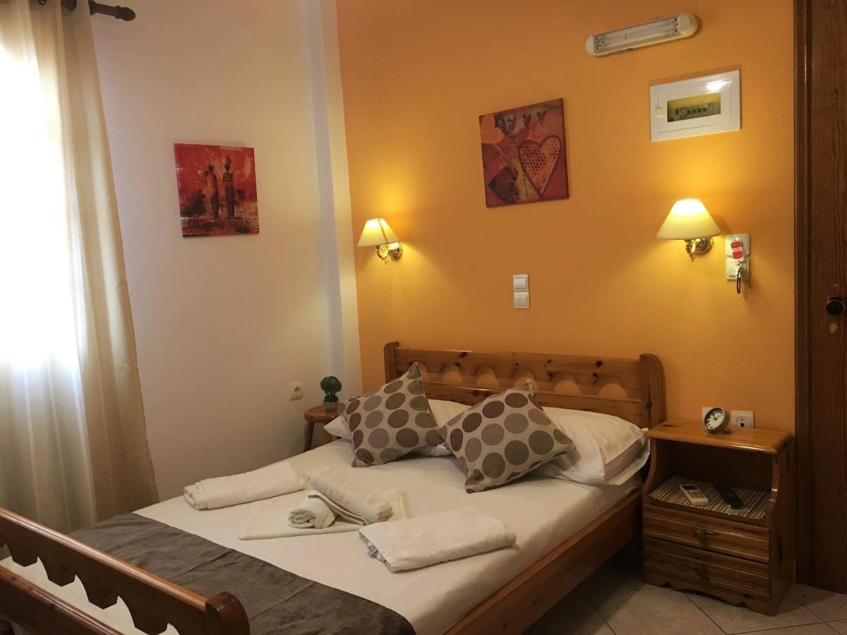 Boussetil Rooms Capanmat Tínos Exteriör bild